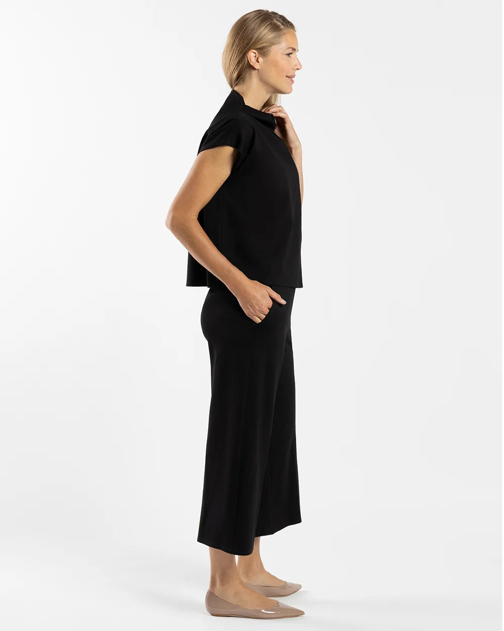 Lolly Ponte Cropped Pants