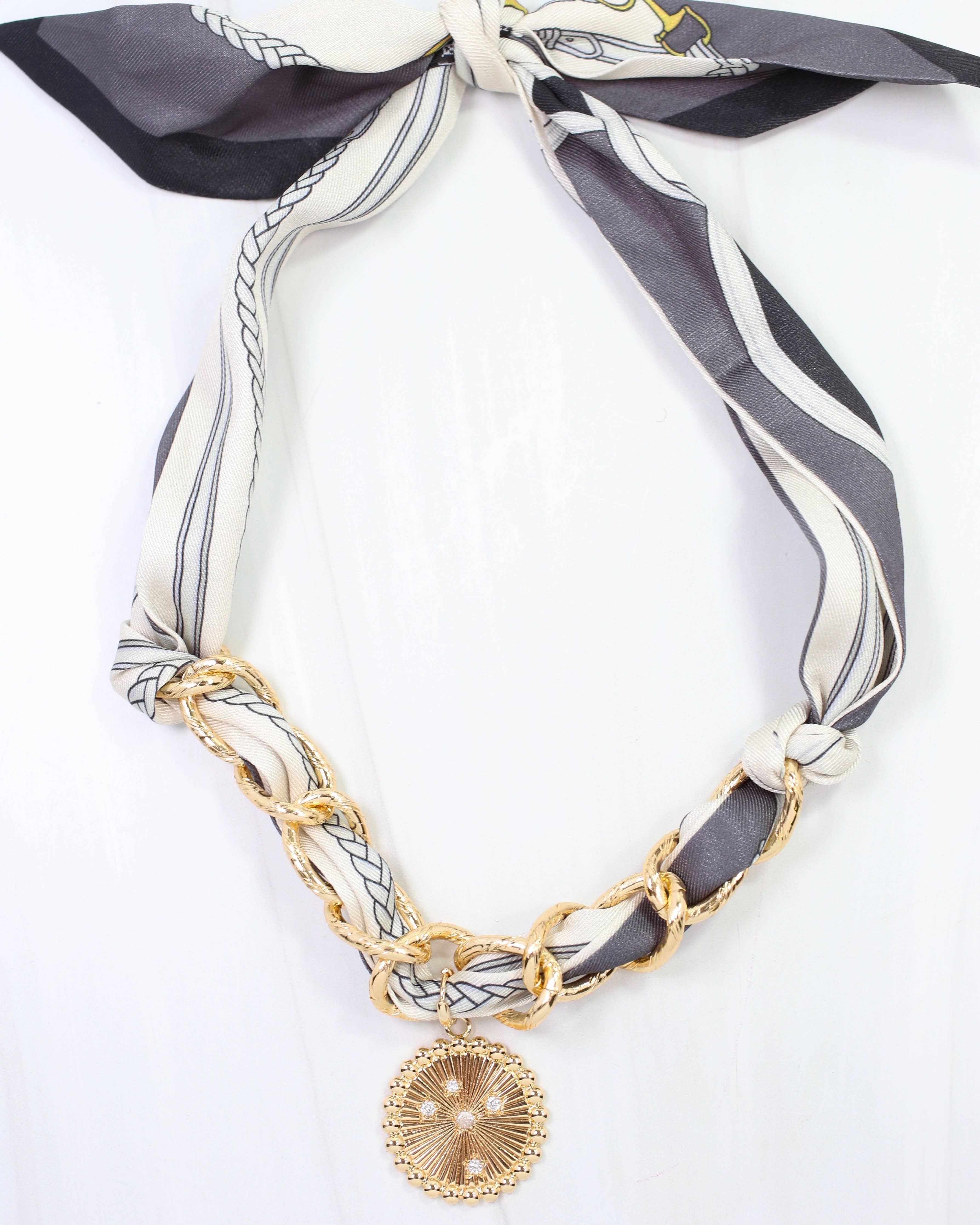 Caroline Hill - Sarah Scarf Charm Necklace Steel Gray