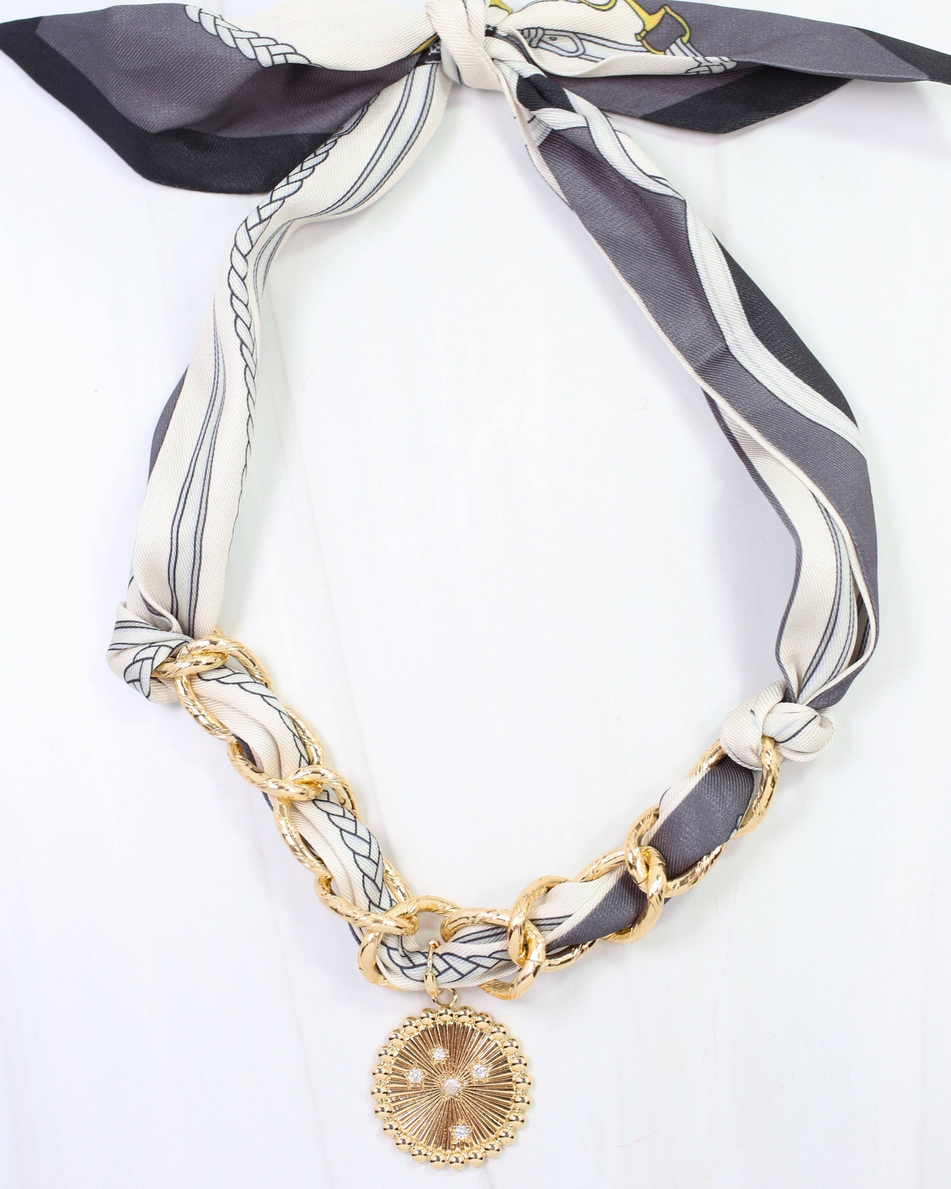 Caroline Hill - Sarah Scarf Charm Necklace Steel Gray