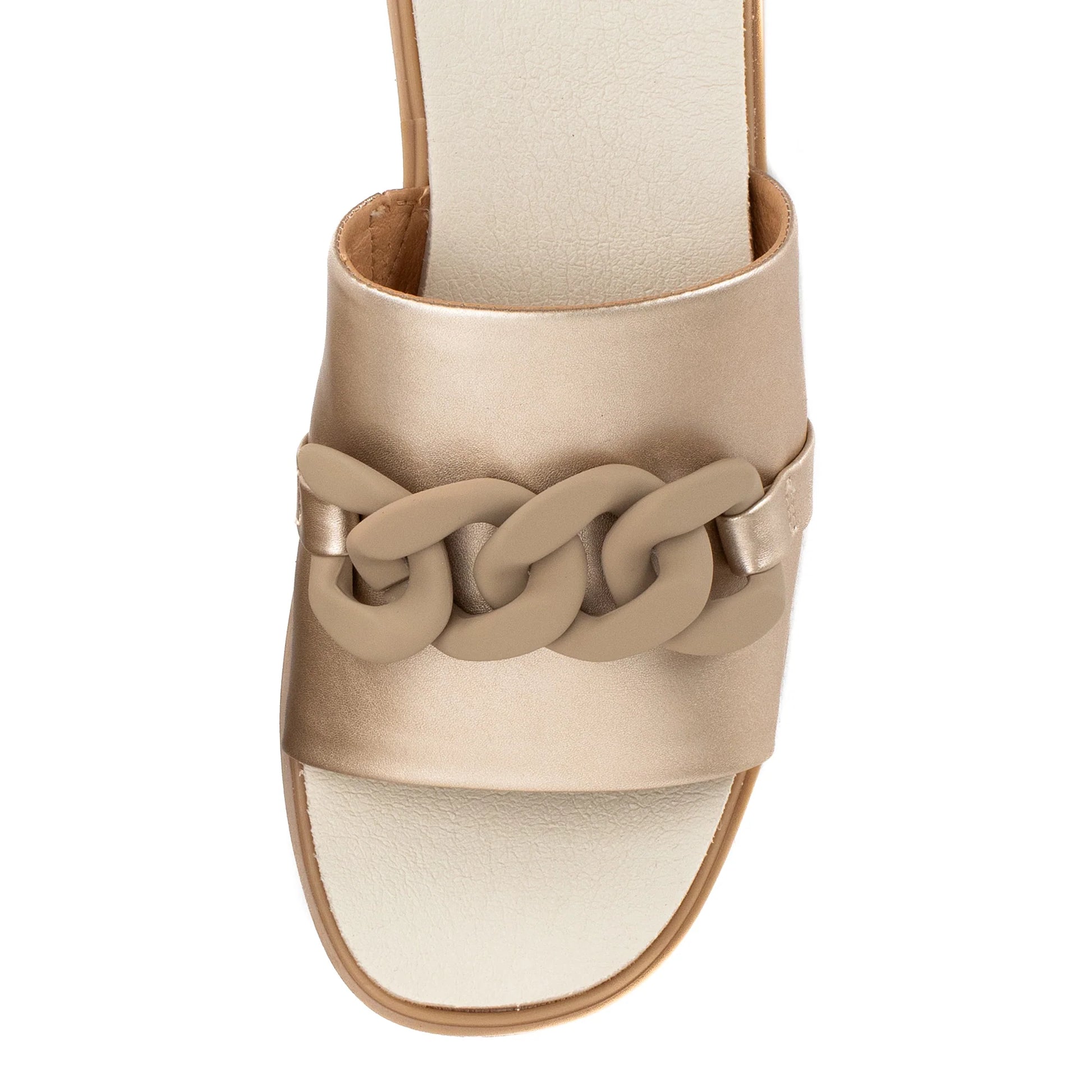 Beige sandal with chain detail on a white background