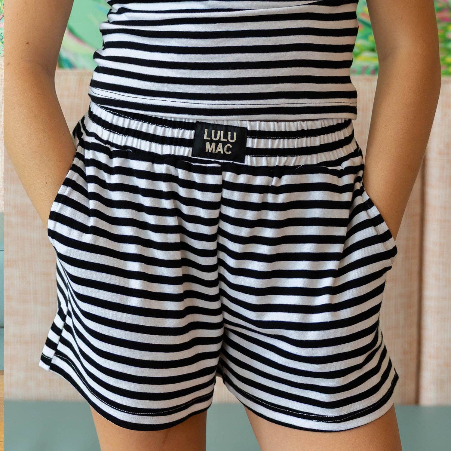 Girlie Girl Originals - LM-STRIPE Short-BLACK