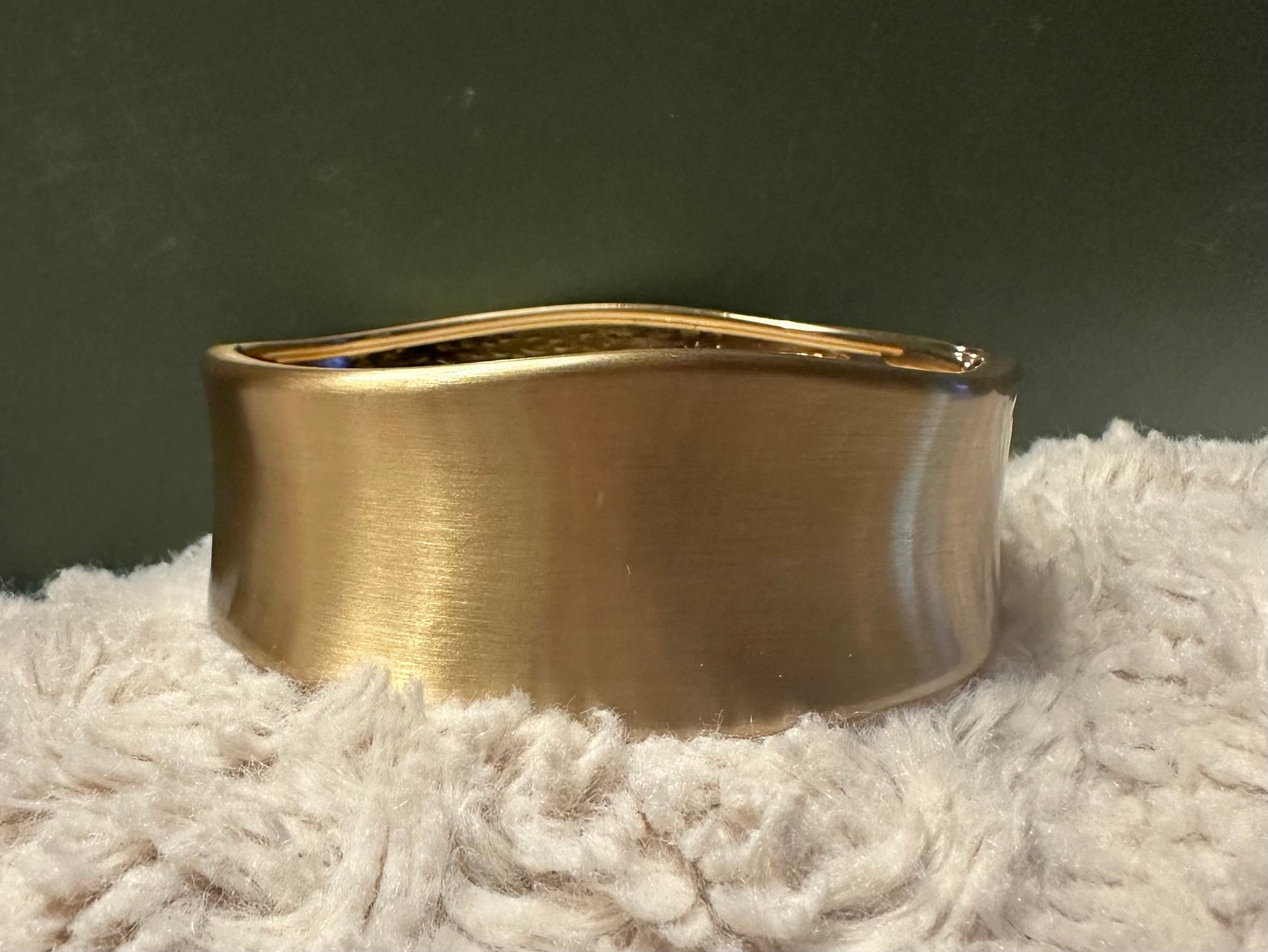 Gold Bangle Hinge Bracelet - Wave