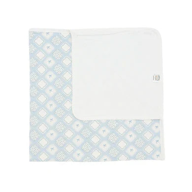 Baby blanket with blue and white pattern on a white background