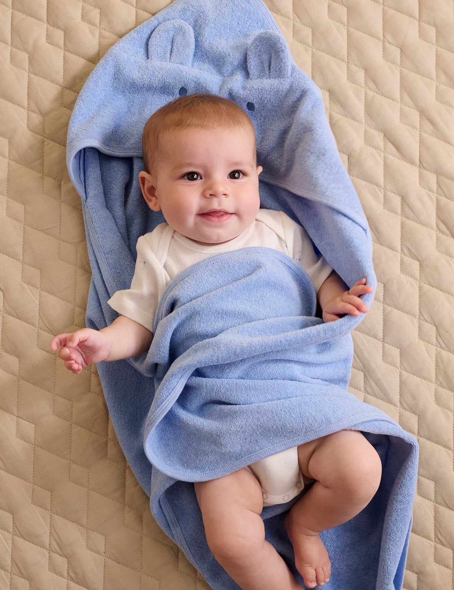 Mayoral Newborn Bath Towel - 2 color options