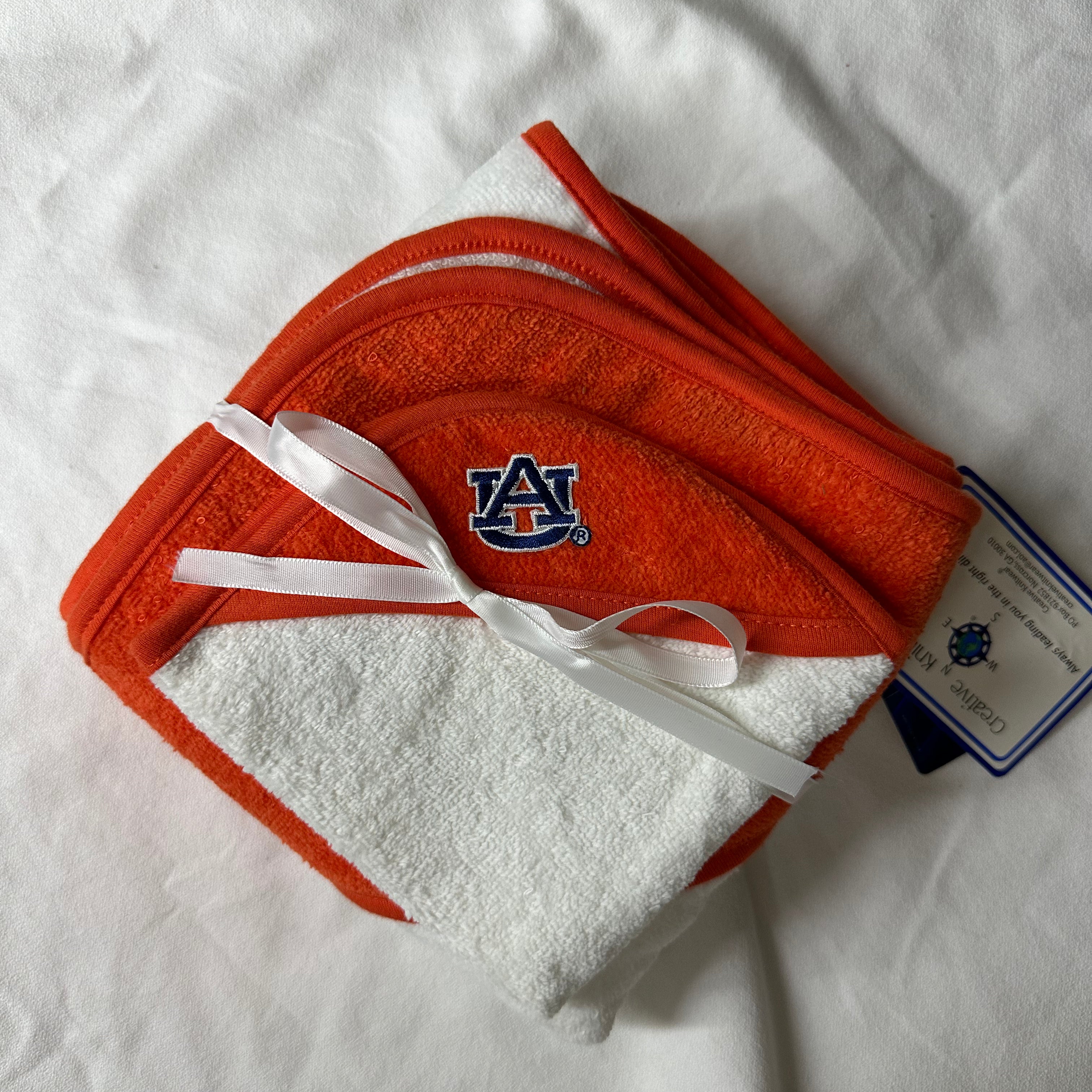 Auburn Hooded Towel and Wash Cloth