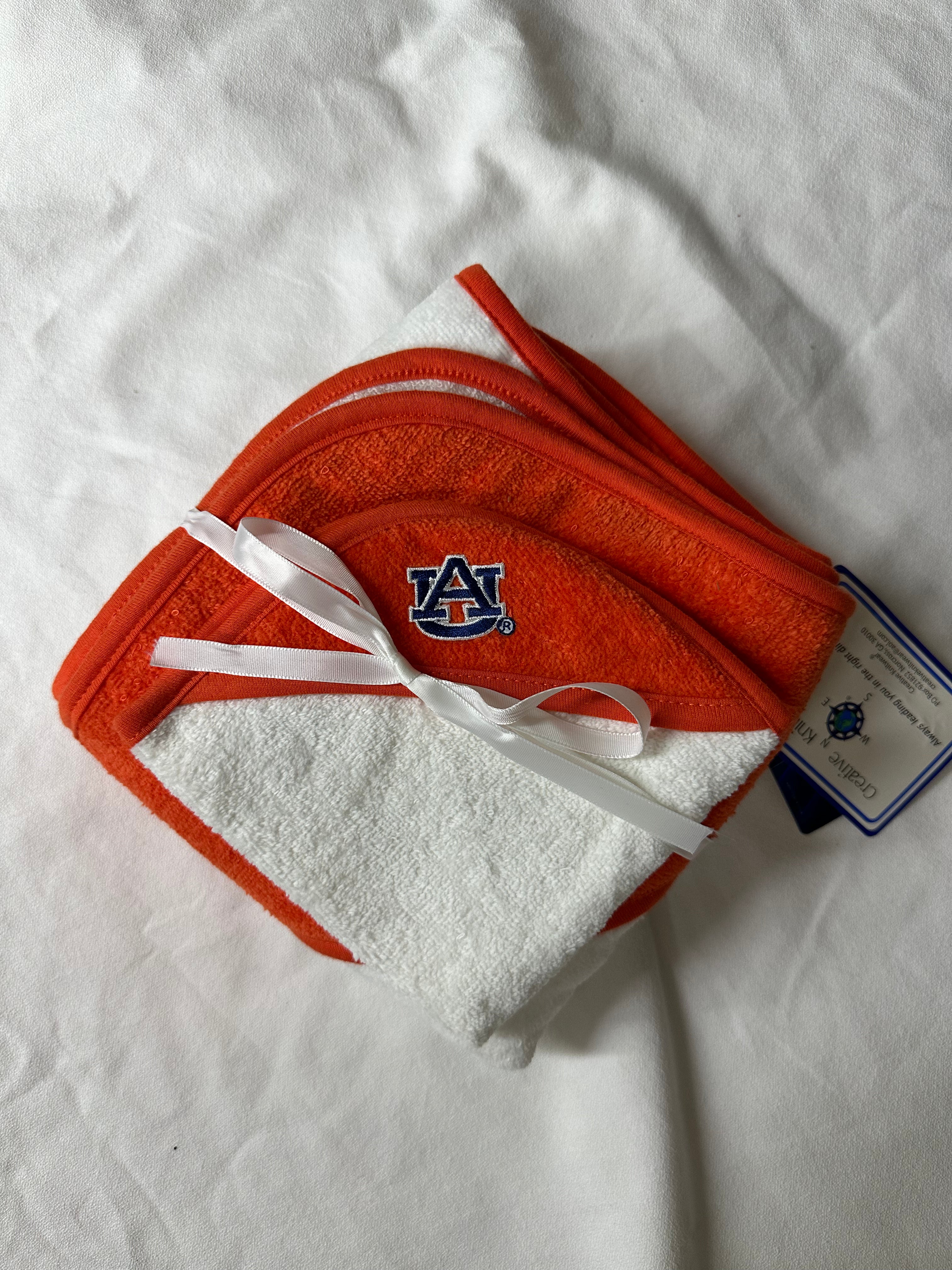 Auburn Hooded Towel and Wash Cloth