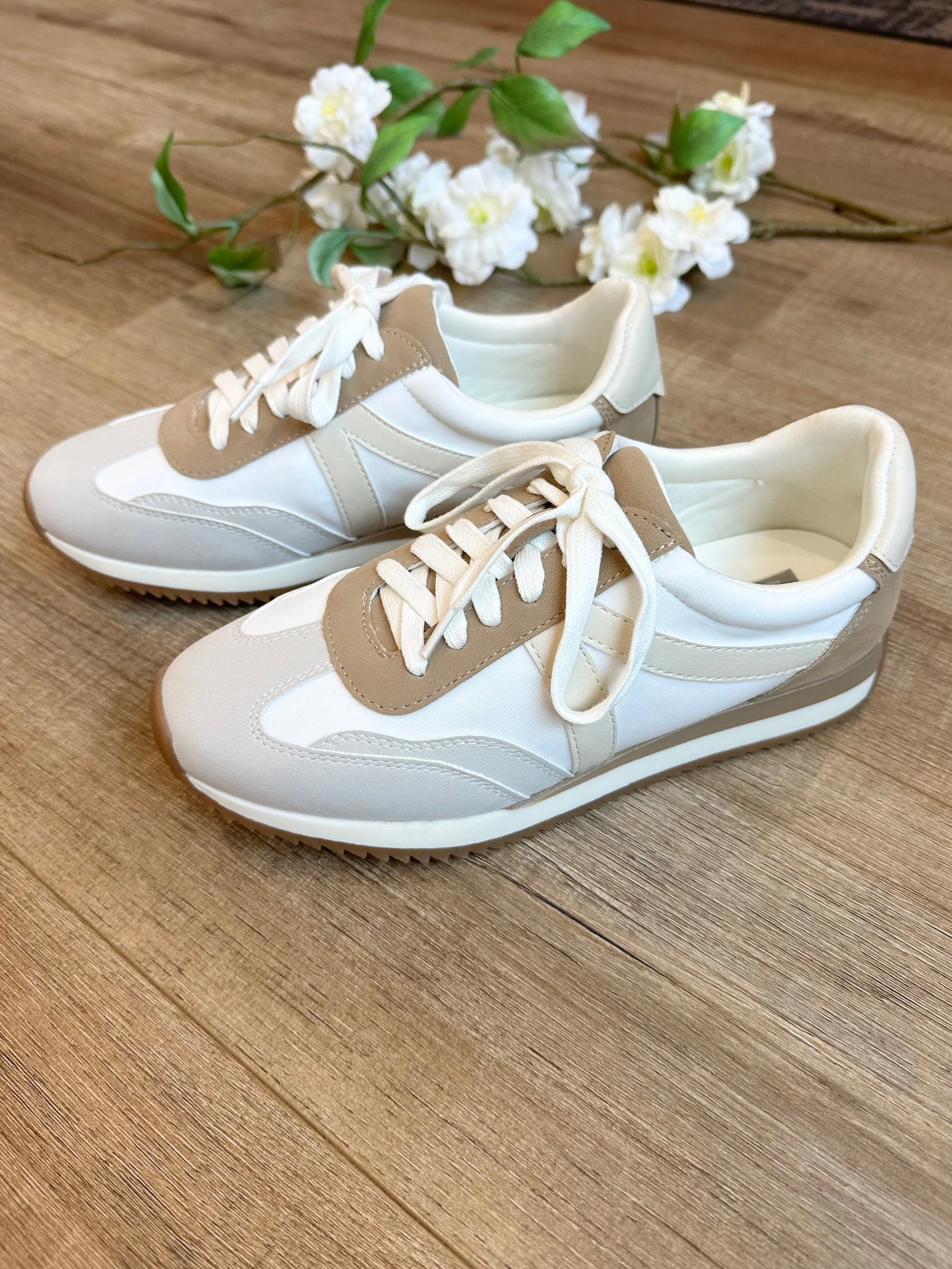 Mia Women's RAFA Sneaker