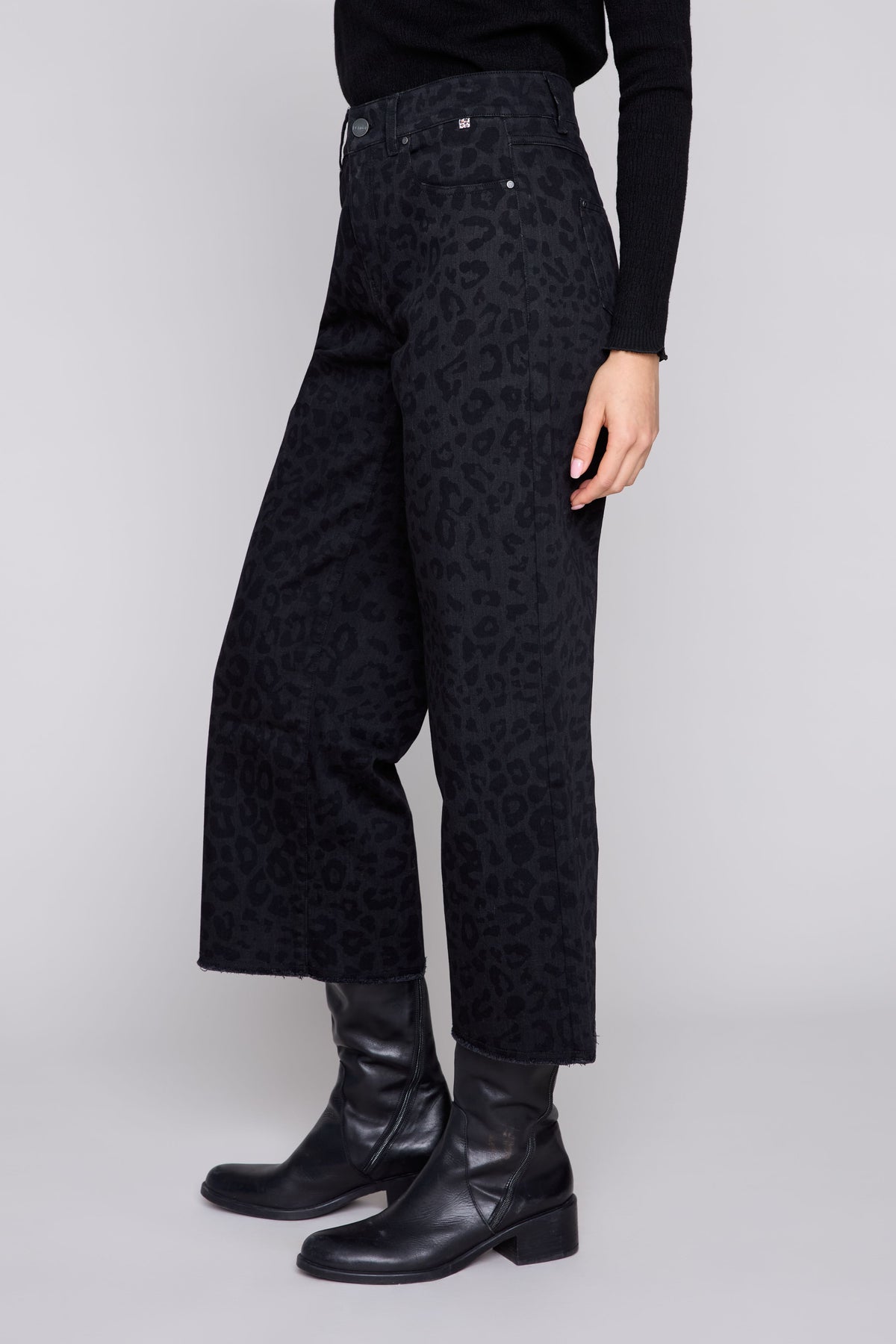 Black Leopard Cropped Wide-Leg Stretch Denim Pants -R11080D