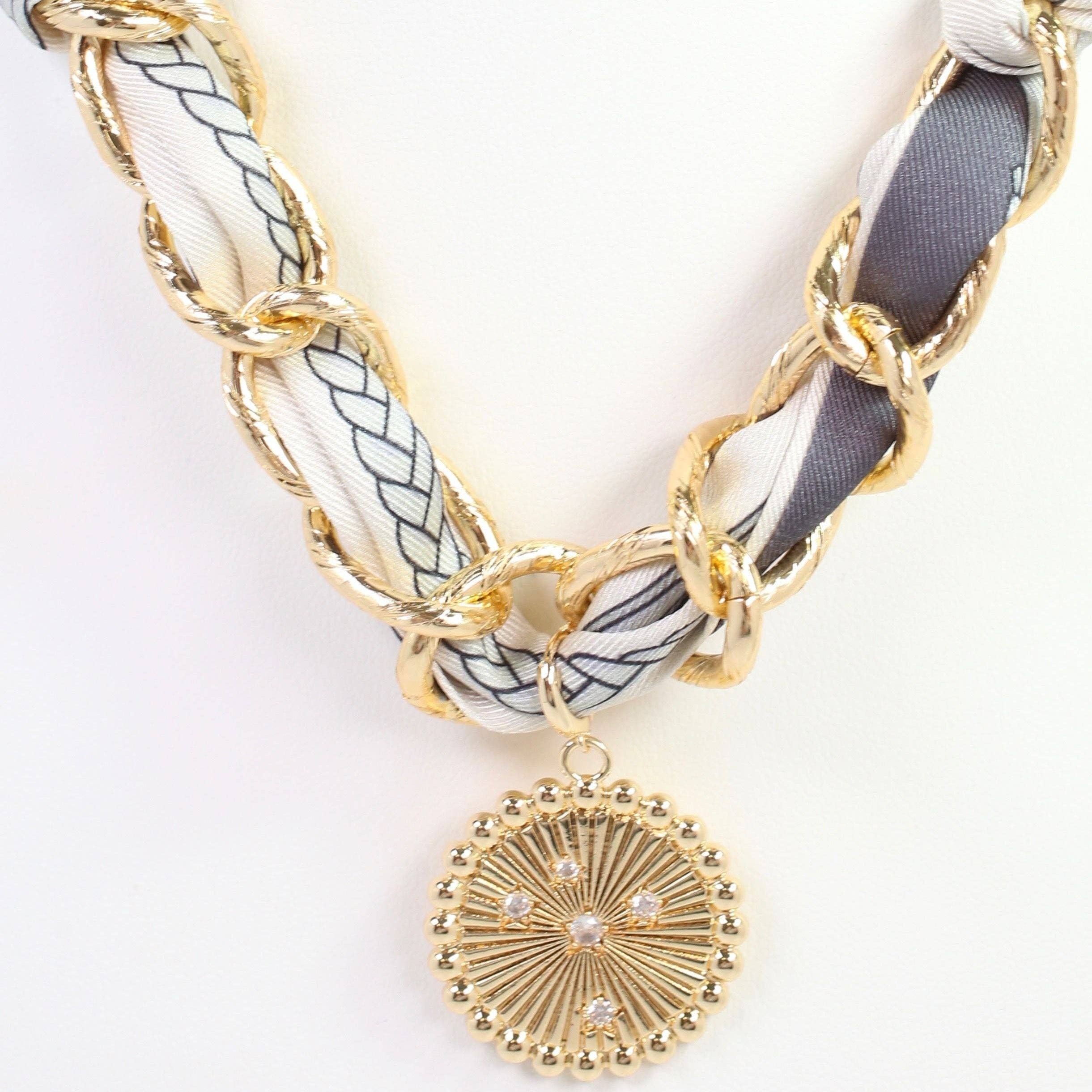 Caroline Hill - Sarah Scarf Charm Necklace Steel Gray