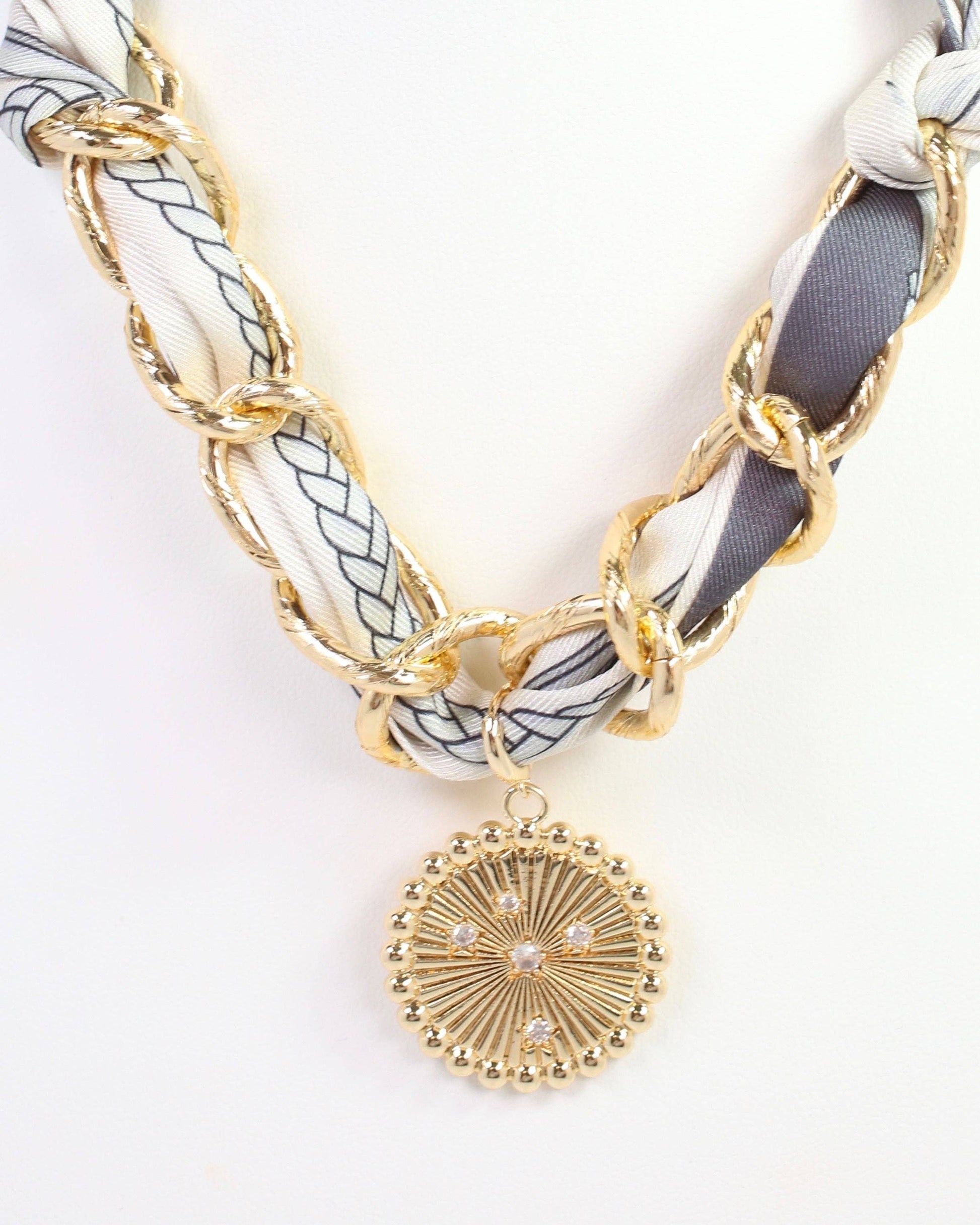 Caroline Hill - Sarah Scarf Charm Necklace Steel Gray