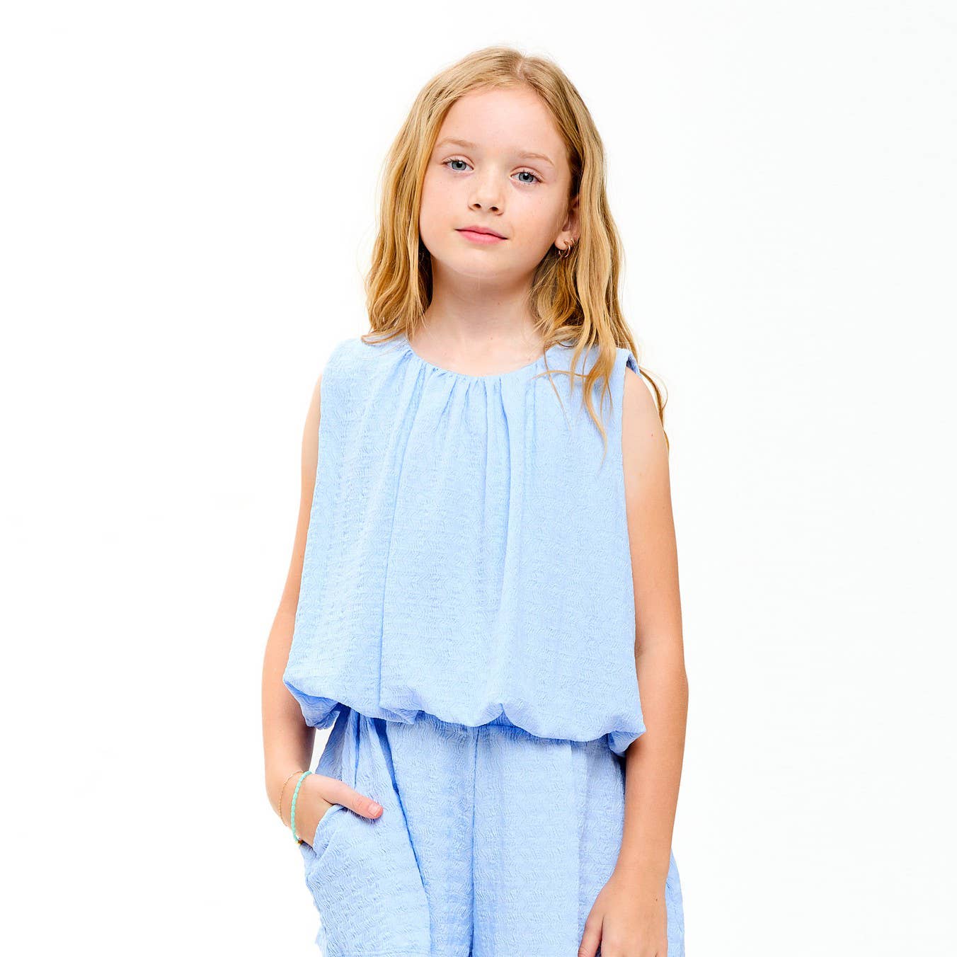 Good Girl - Curly Wrinkled Sleeveless Bubble Top