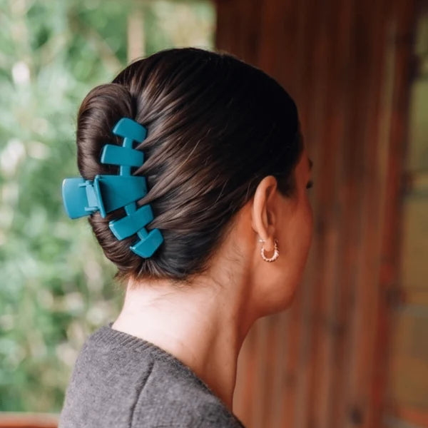 Classic Teal with it Claw Clip